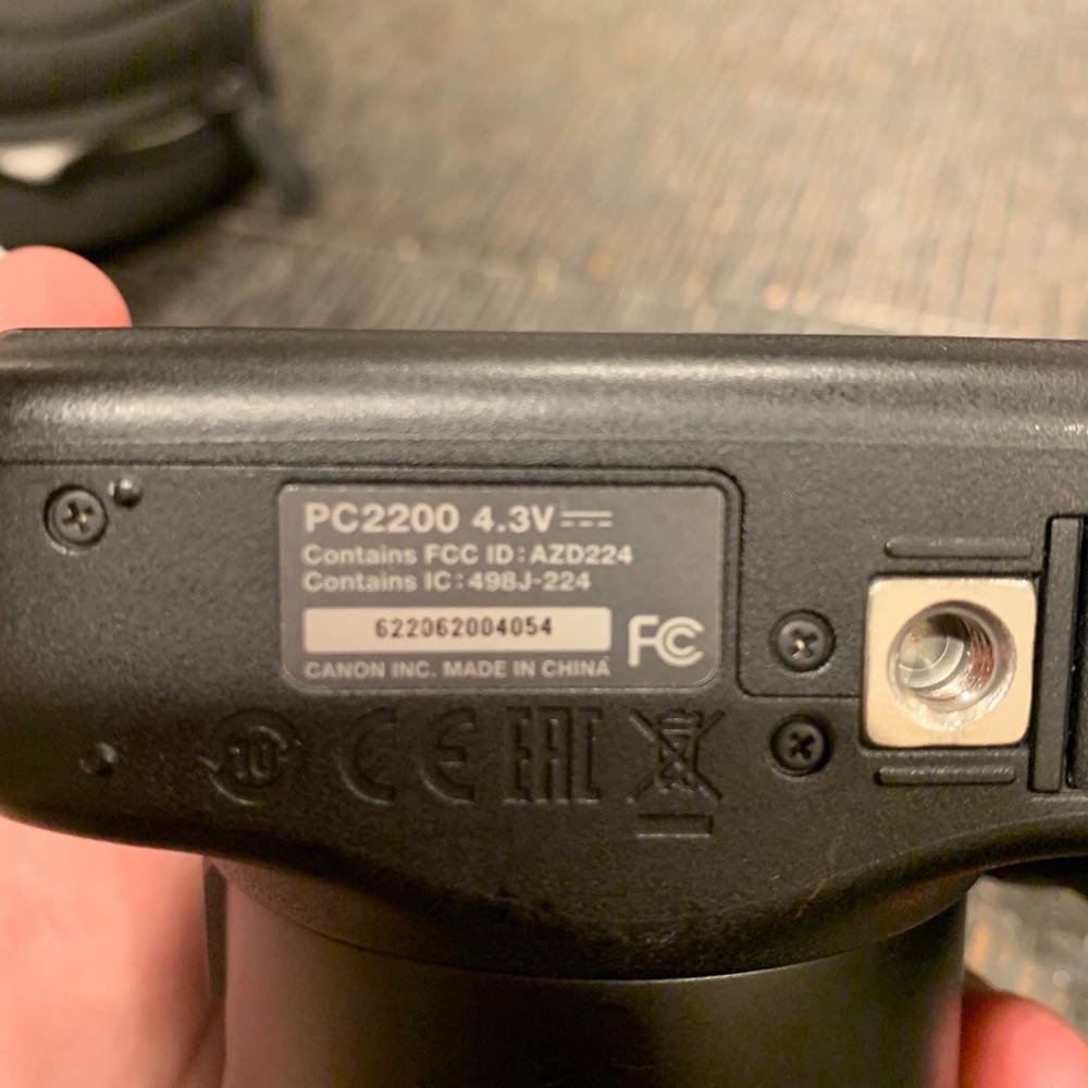 Camera - Picture 7 of 8